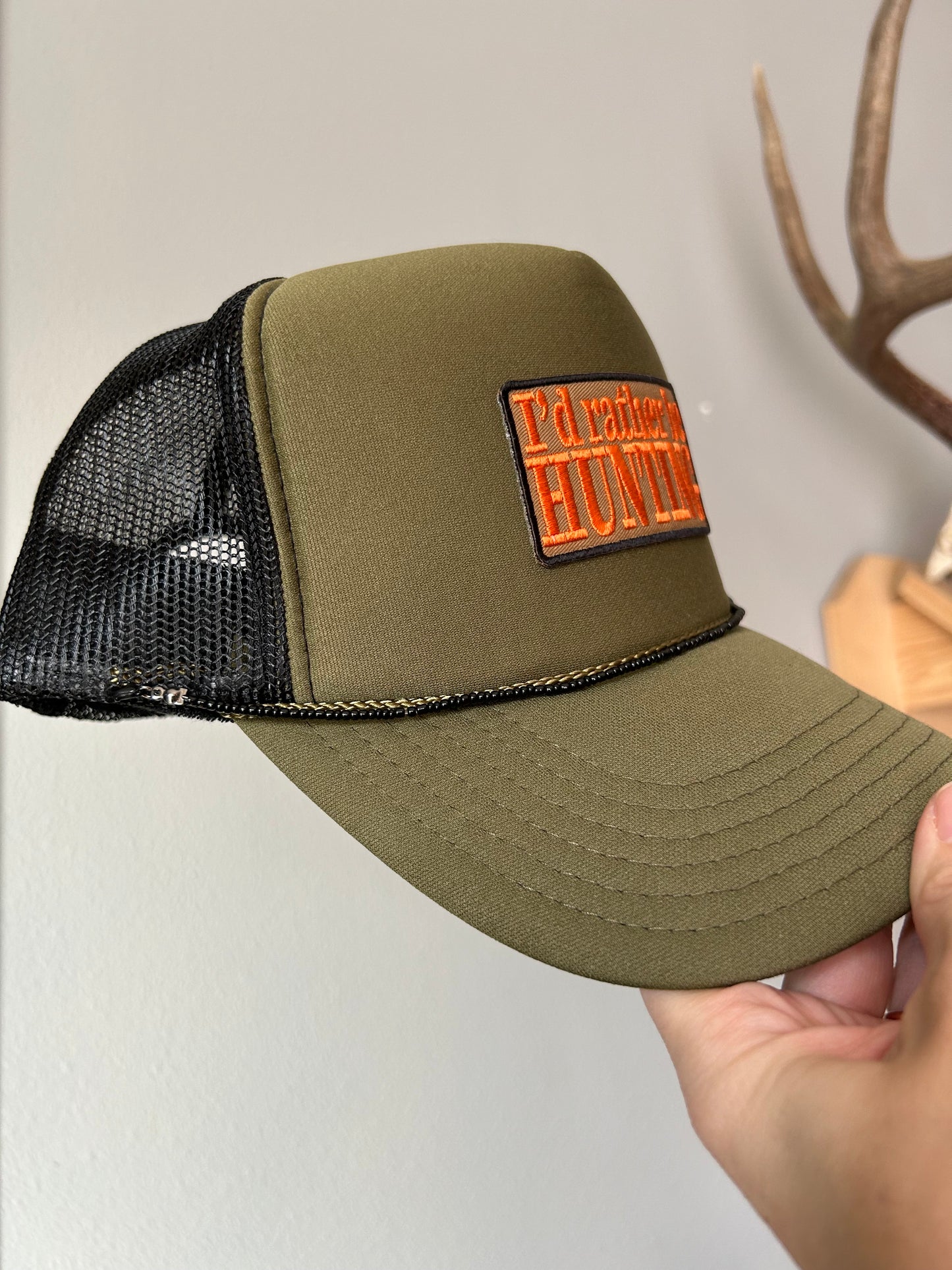 I’d rather be hunting trucker with hat chain