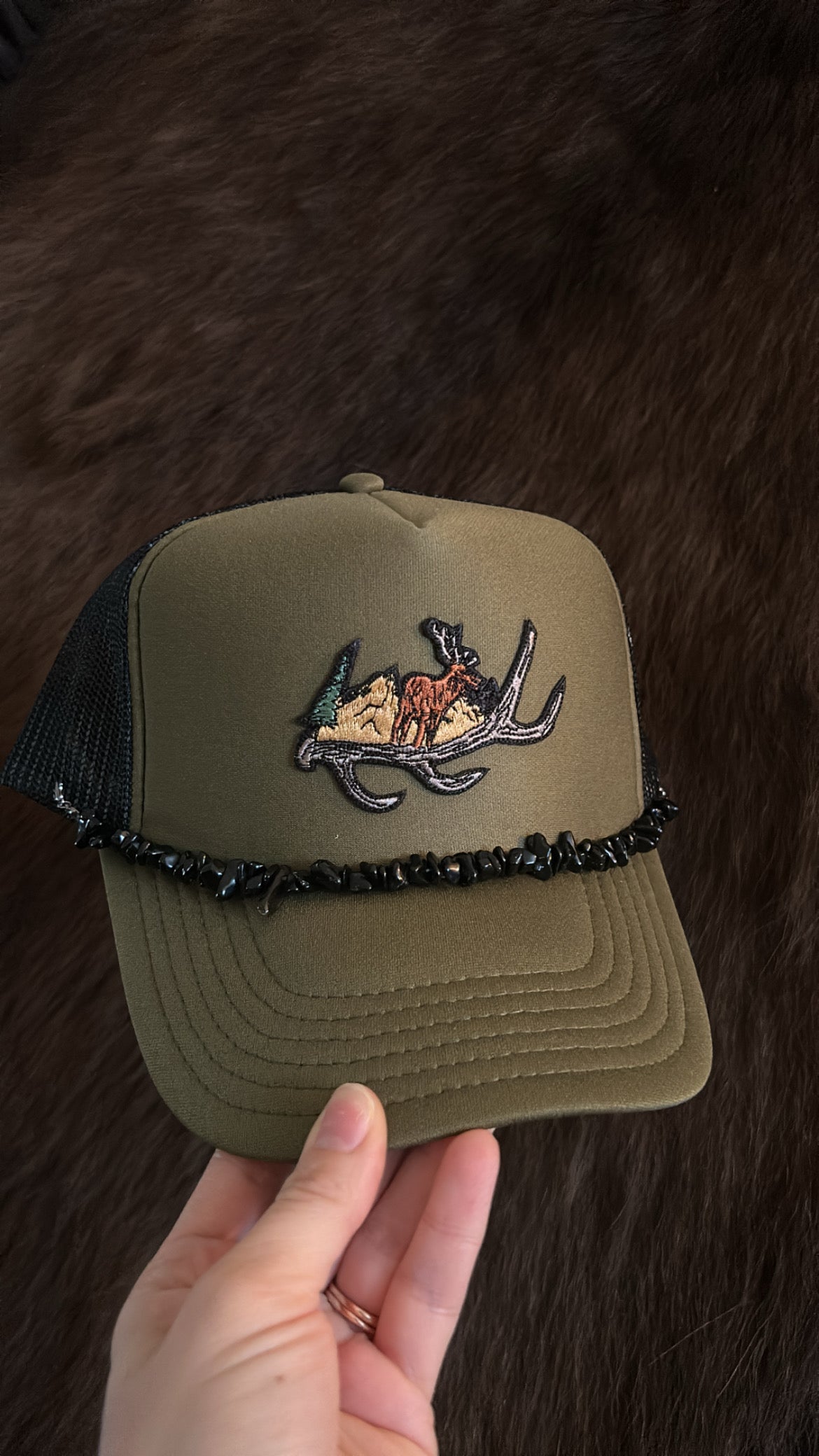 Elk shed trucker