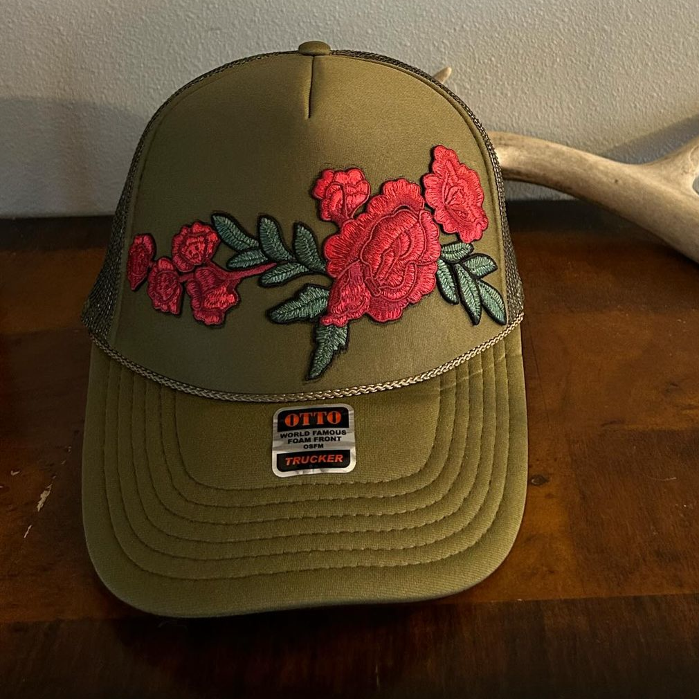 Roses patched trucker