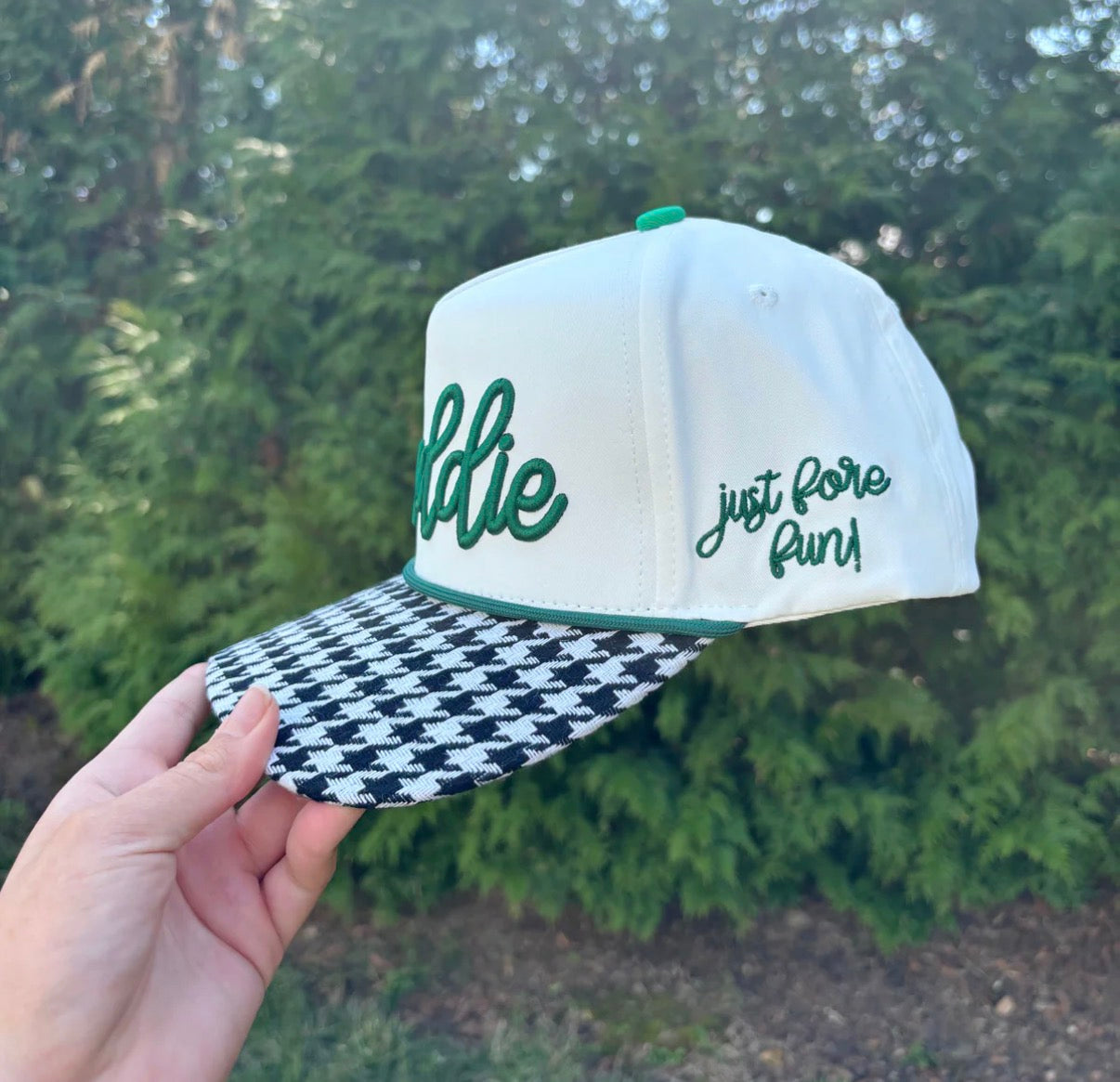 Caddie trucker