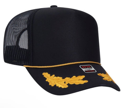 Blank Oakleaf black trucker